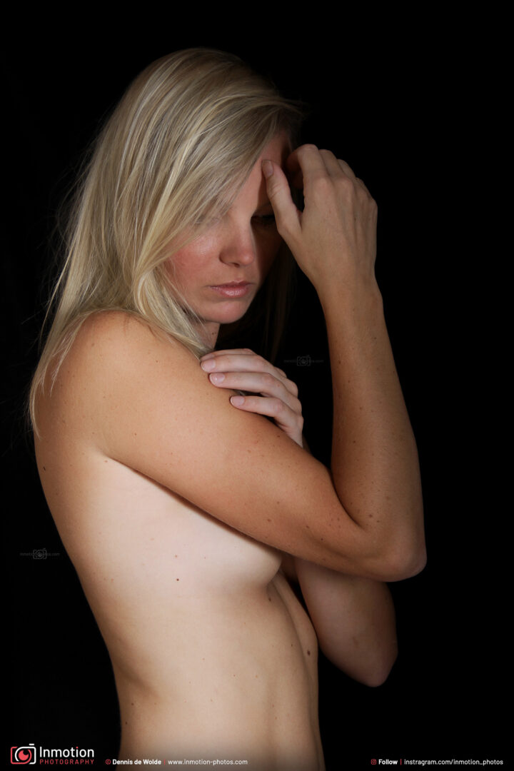 Dreamy Potrait Marloes Covered Nude Photo Shoot