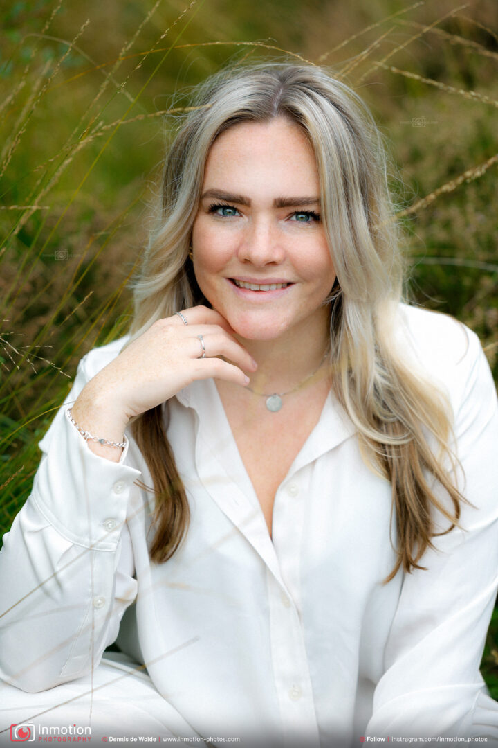 Fotoshoot Buursezand Gras Model Nienke